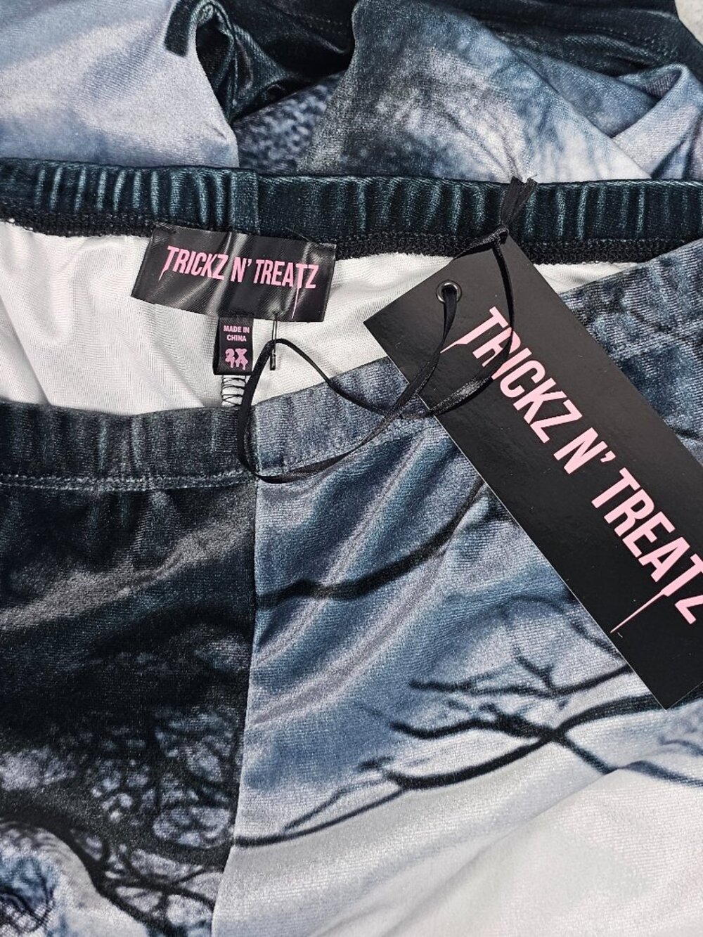 Dolls Kill Trickz N Treatz 2X Plus Spooky Sanctuary Flare Pants Cemetery Grave - Picture 5 of 5